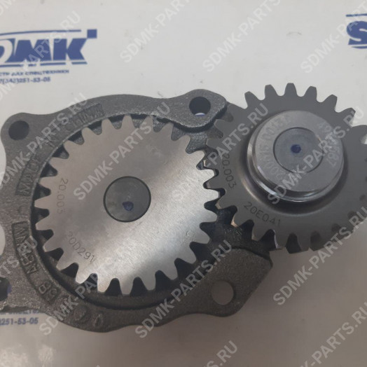 Насос масляный KOMATSU PC200-7 4939587